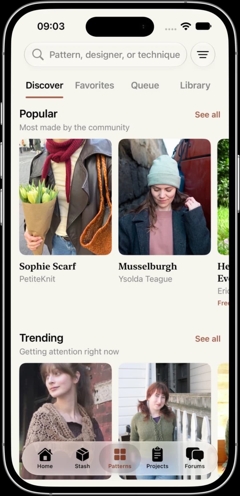 Ravelry pattern discovery in Stashora with popular and trending designs, search, favorites, queue, and library tabs